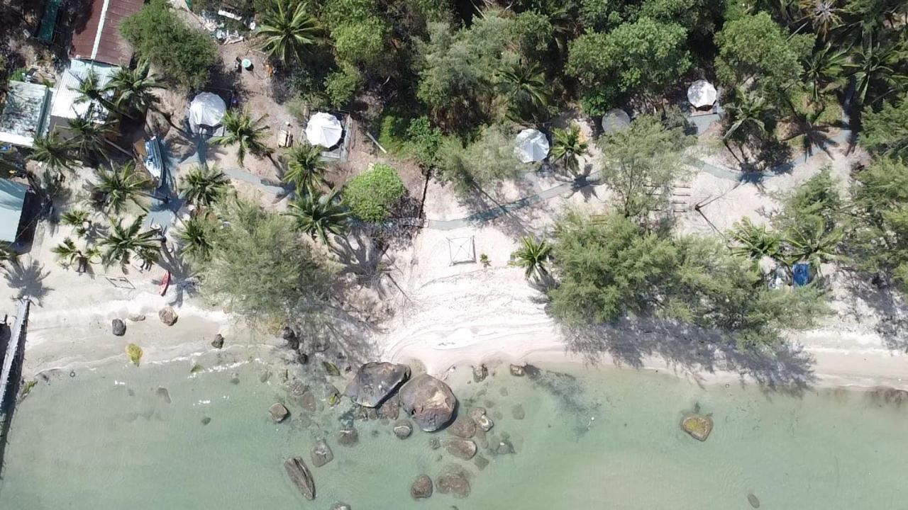 Phu Quoc Camping Bed & Breakfast Exterior photo